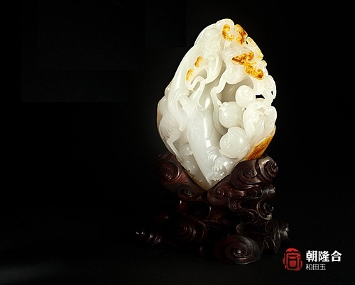 袁嘉骐玉雕作品 和田玉籽料观沧海摆件 袁嘉骐玉雕作品 和田玉籽料观沧海摆件